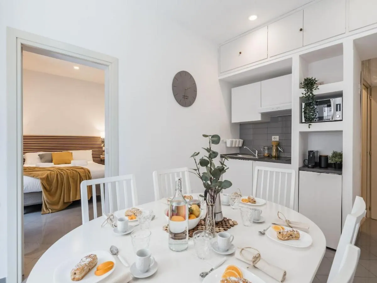 The Best Rent - Two-Bedroom Apartment In Colosseum Area Rome 0*,  Italy
